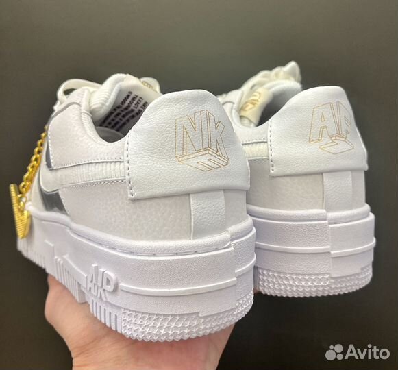 Nike AF1 Pixel