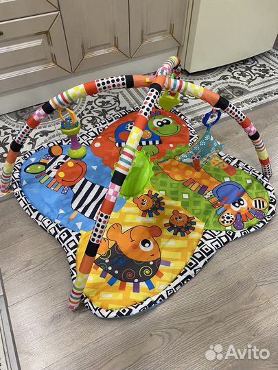 Развивающий коврик для новорожденных
