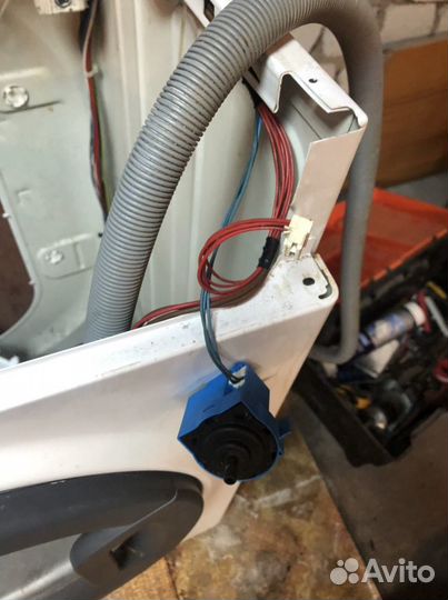 Стиральная машина hotpoint ariston на запчасти