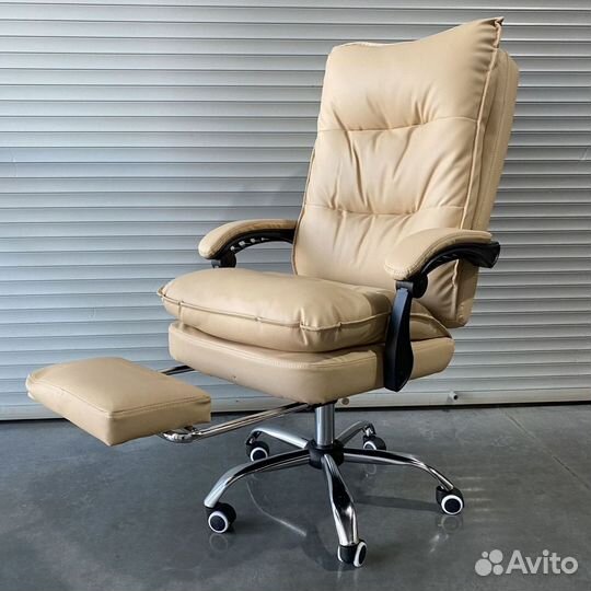 Компьютерное офисное кресло с массажем (новые)