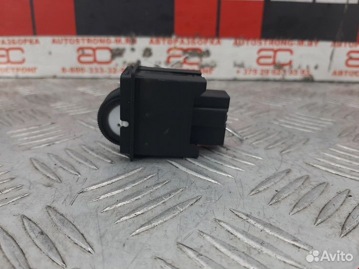 Кнопка корректора фар Audi A4 B7 2008 8K0941301A