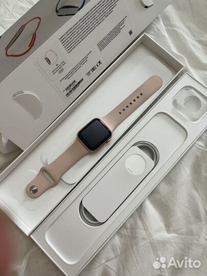 Часы apple watch se 40mm