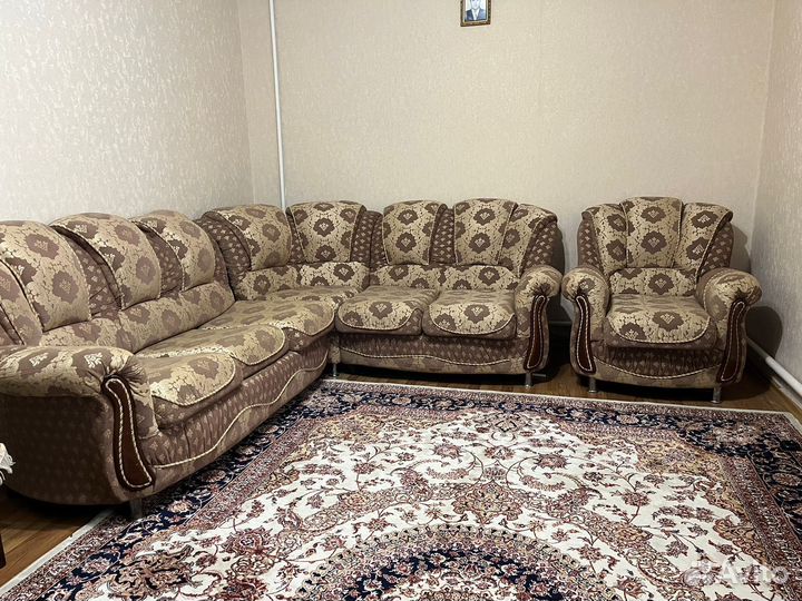 Угловой диван бу