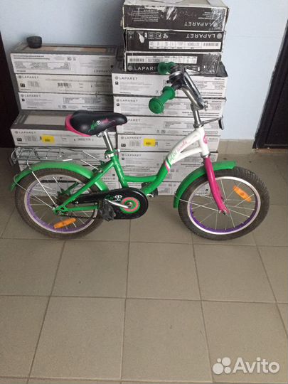 Детский велосипед четырехколесный