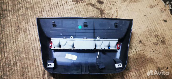 Дополнительный Стоп сигнал Chevrolet Cruze седан