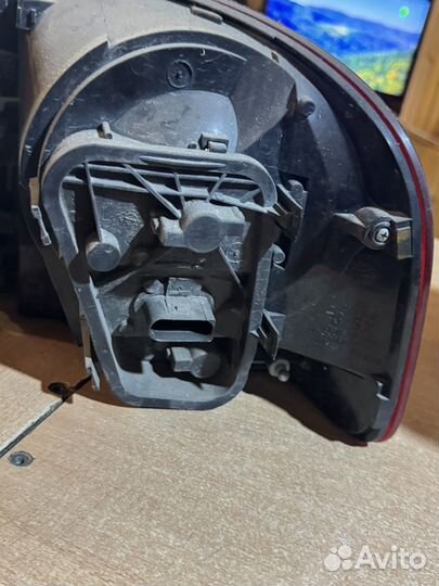 Фонарь задний левый volkswagen touareg 2007г