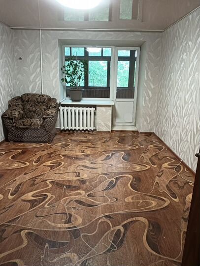 3-к. квартира, 58 м², 2/5 эт.