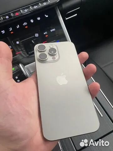 iPhone 15 Pro Max, 256 ГБ