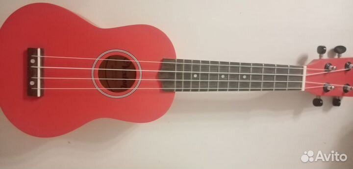 Укулеле Veston