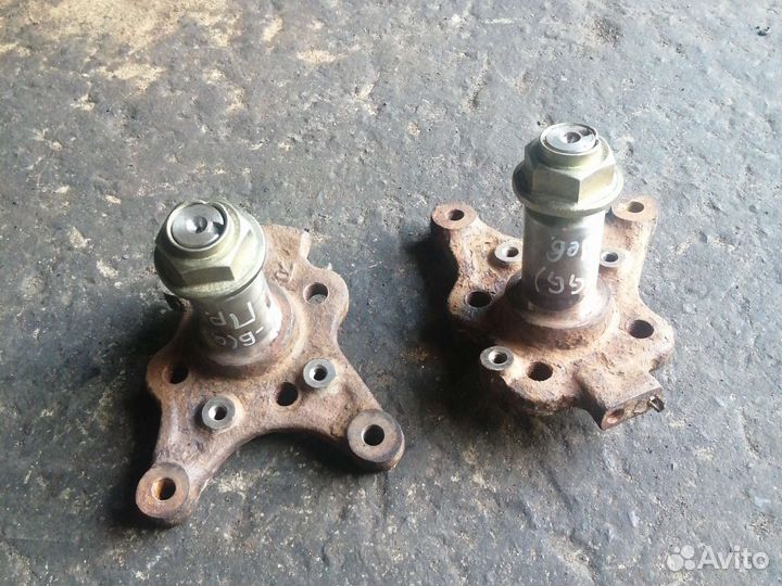 Цапфа ось заднего колеса Mazda 6GG