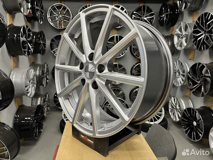 Диски R17 Vossen на Skoda Kodiak Octavia Superb