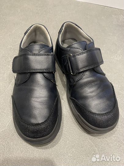 Ботинки школьные на липучках