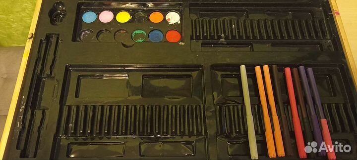 Набор юного художника