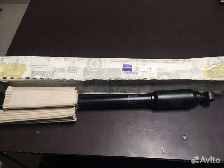 Амортизатор рулевого управления А4634630032