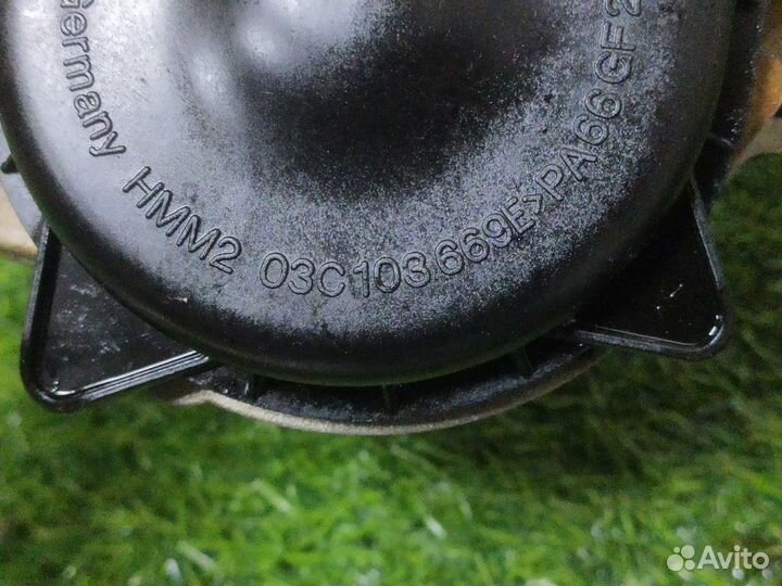 Насос масляный Skoda Octavia A5 1.4