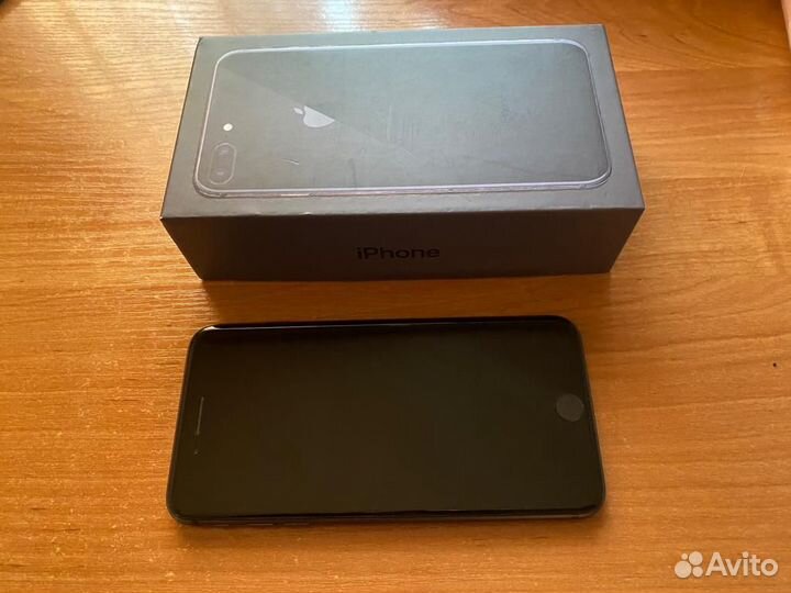 Продам iPhone 8 plus