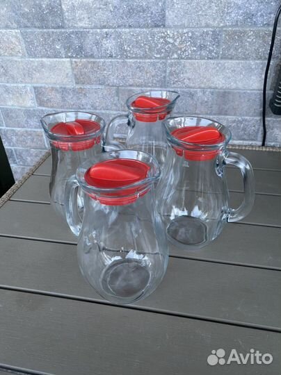 Кувшины и графины