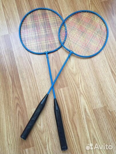 Ракетка для бадминтона