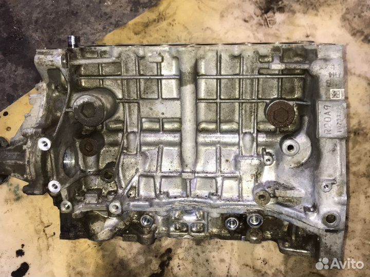 Honda cr-v 4 R20A9 блок двигателя Двигатель