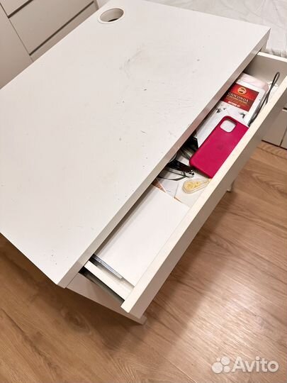 Письменный стол IKEA