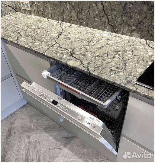 Кухня новая