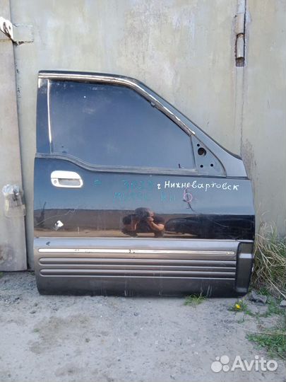 Дверь передняя правая