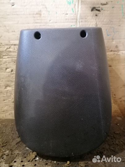 Кожух подрулевой Renault Logan