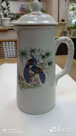 Фарфоровый кувшин старина