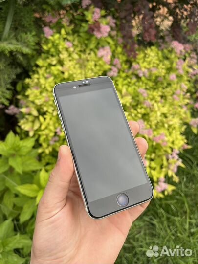 iPhone SE (2020), 128 ГБ