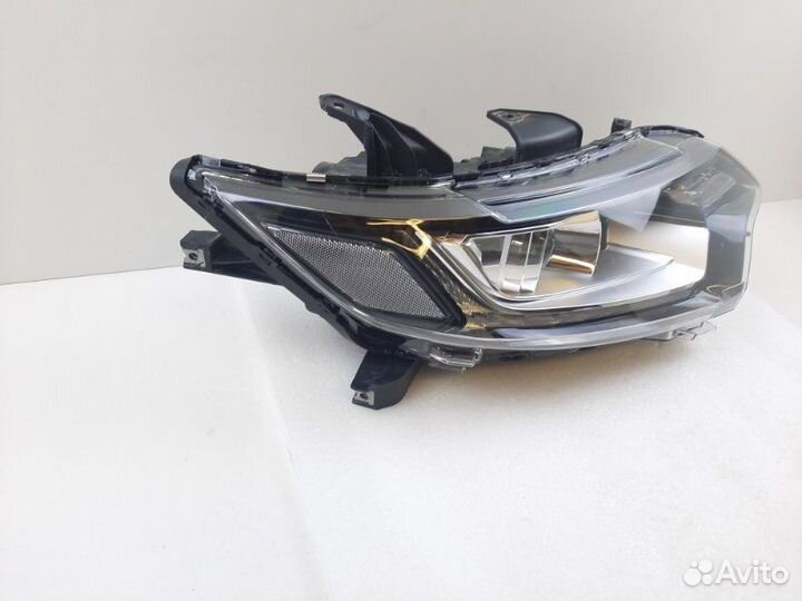 Фара правая Mitsubishi Outlander 3 2015-2018