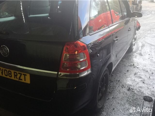 Разбор на запчасти Opel Zafira B 2005-2012