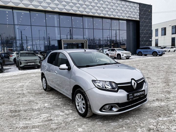 Renault Logan 1.6 AT, 2015, 44 911 км