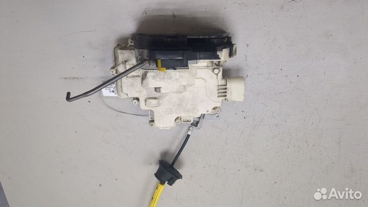 Замок двери Audi A6 (C6), 2010