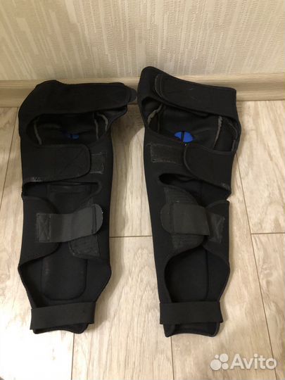 Защита колена и голени TSG