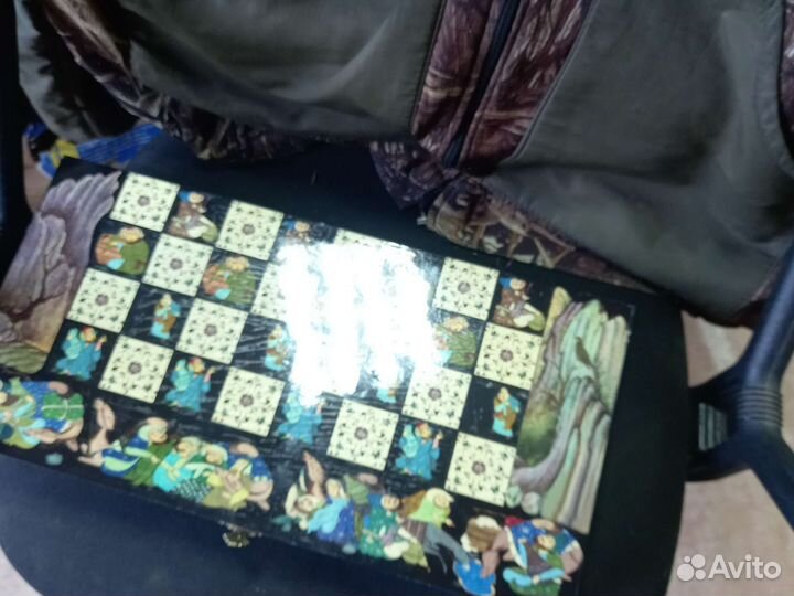 Шахматы резные