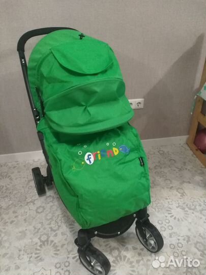 Прогулочная коляска