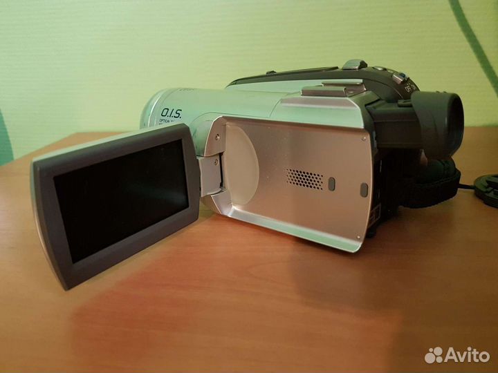 Видеокамера PanasonicNV-gs25gc