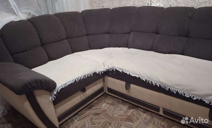 Угловой диван