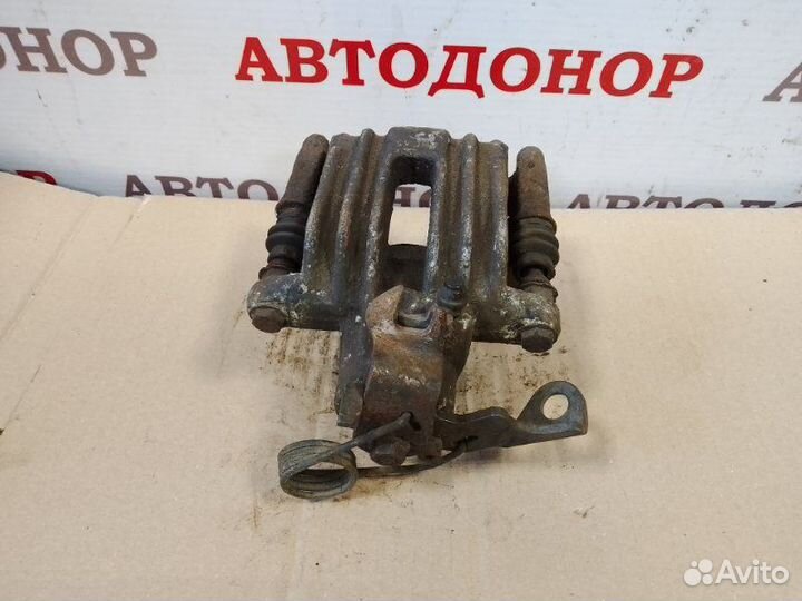 Суппорт тормозной задний правый Audi A4 B5 1.8
