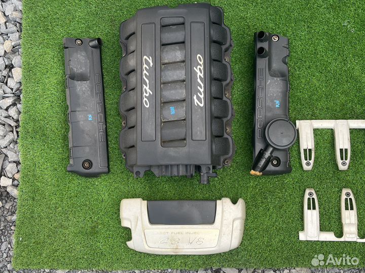 Коллектор впускной порш каен