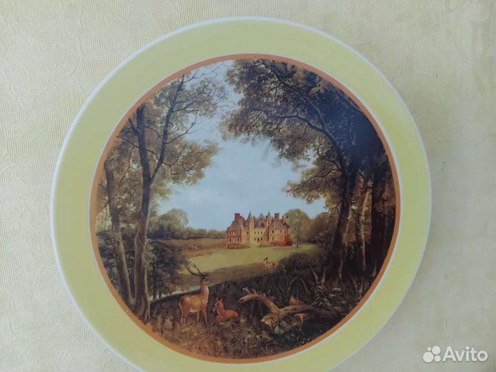 Тарелка декоративная настенная