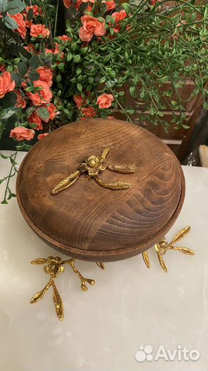 Ваза для конфет дерево
