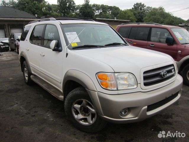 Разбор на запчасти Toyota Sequoia