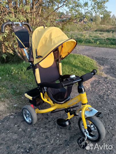 Велосипед-коляска с родительской ручкой