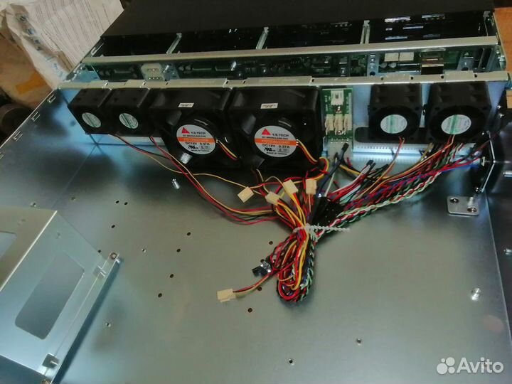 Новый корпус для сервера дисковая полка 2U