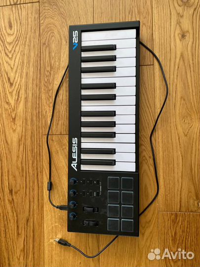 Миди клавиатура alesis v25