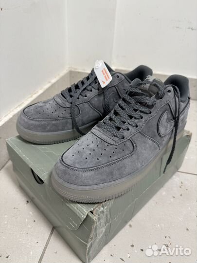 Кроссовки Nike air force 1 07 серые