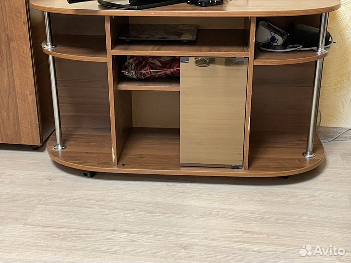 Тумба под телевизор