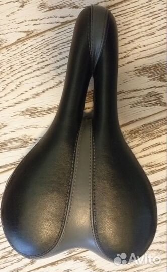 Седло спортивное