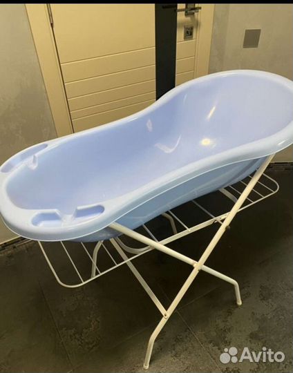Ванна с подставкой